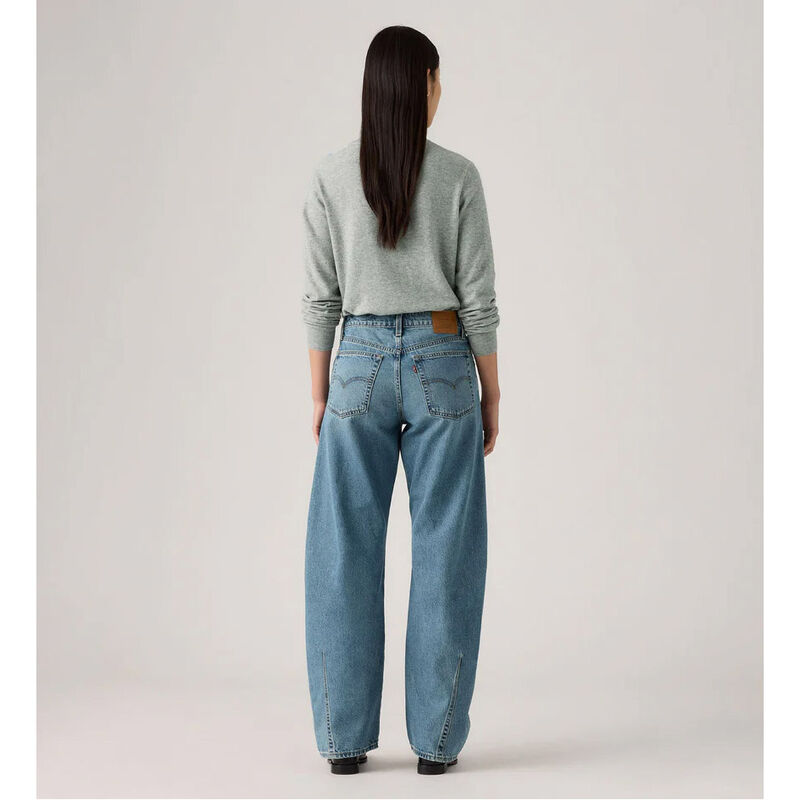 Levi's Womens Baggy Dad Barrel Jeans image number 1
